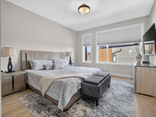 307 Royal Elm Road Nw, Calgary, AB - Indoor Photo Showing Bedroom
