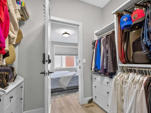 307 Royal Elm Road Nw, Calgary, AB - Indoor With Storage