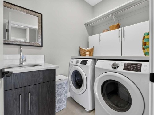307 Royal Elm Road Nw, Calgary, AB - Indoor Photo Showing Laundry Room