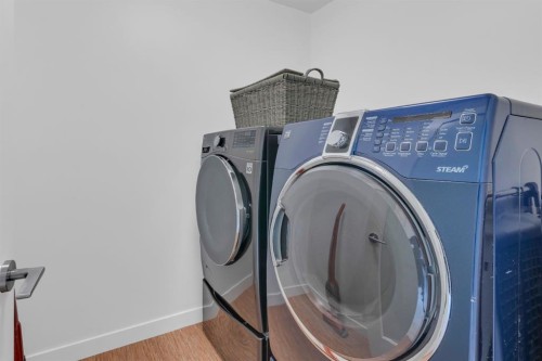 4616 82 Street Nw, Calgary, AB - Indoor Photo Showing Laundry Room