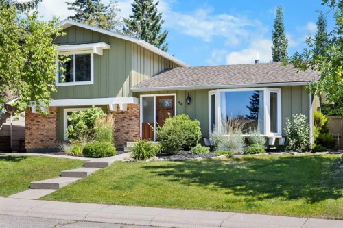 44 Sunmount Crescent Se, Calgary, AB - Outdoor