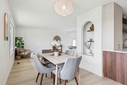 1212 Lake Sylvan Drive Se, Calgary, AB - Indoor Photo Showing Dining Room