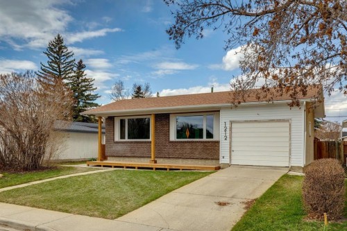 1212 Lake Sylvan Drive Se, Calgary, AB - Outdoor