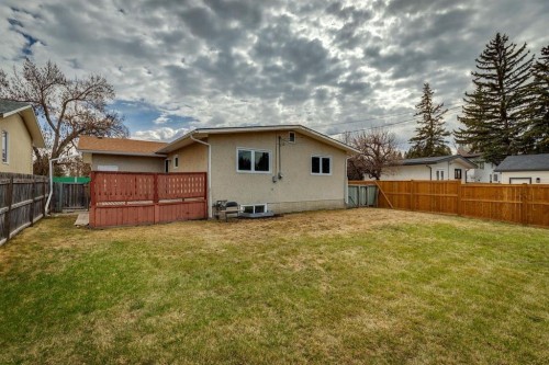 1212 Lake Sylvan Drive Se, Calgary, AB - Outdoor
