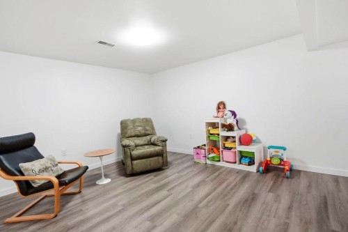 9832 Athens Road Se, Calgary, AB - Indoor