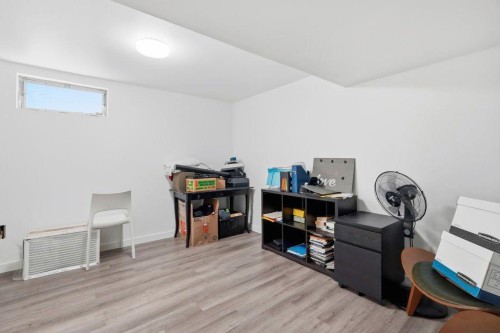 9832 Athens Road Se, Calgary, AB - Indoor