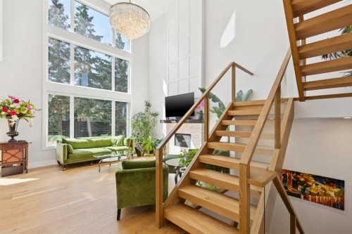 23 Elveden Park Sw, Calgary, AB - Indoor Photo Showing Other Room