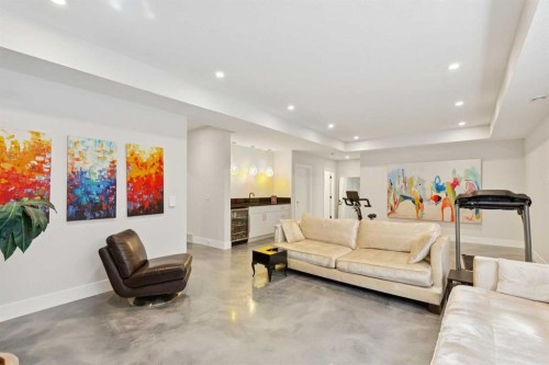 23 Elveden Park Sw, Calgary, AB - Indoor Photo Showing Living Room