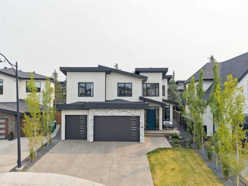 23 Elveden Park Sw, Calgary, AB - Outdoor With Facade