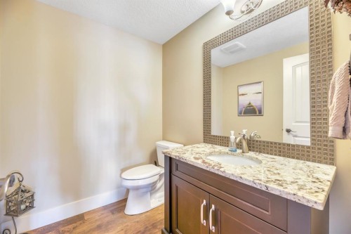 16 Heaver Gate, Rural Foothills County, AB - Indoor Photo Showing Bathroom