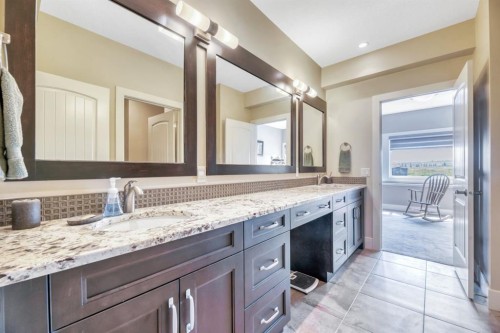 16 Heaver Gate, Rural Foothills County, AB - Indoor Photo Showing Bathroom