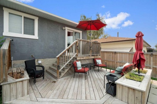 172 Rundlefield Crescent Ne, Calgary, AB - Outdoor With Deck Patio Veranda With Exterior