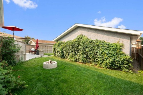 172 Rundlefield Crescent Ne, Calgary, AB - Outdoor