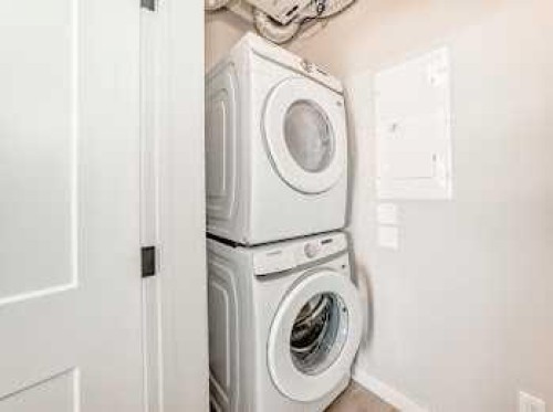 110-30 Sage Hill Walk Nw, Calgary, AB - Indoor Photo Showing Laundry Room