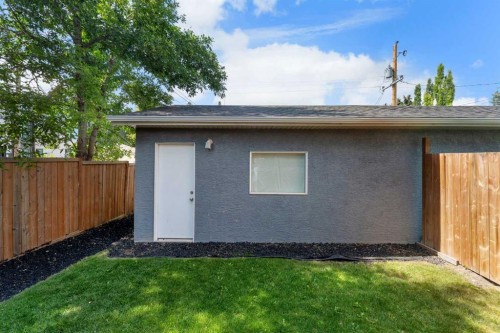 3409 2 Street Nw, Calgary, AB - Outdoor