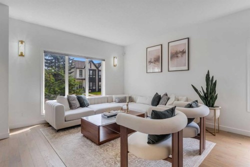 3409 2 Street Nw, Calgary, AB - Indoor Photo Showing Living Room