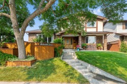 152 Templewood Road NE Calgary, AB T1Y 4G9