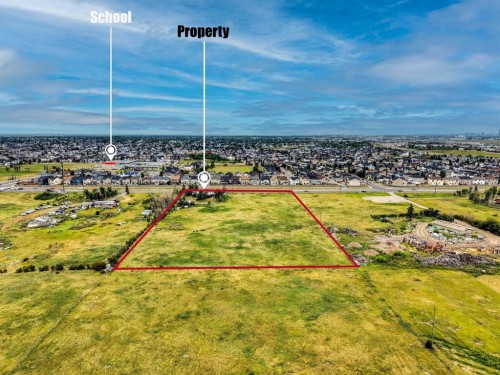 5020 80 Avenue Ne, Calgary, AB - Outdoor With View