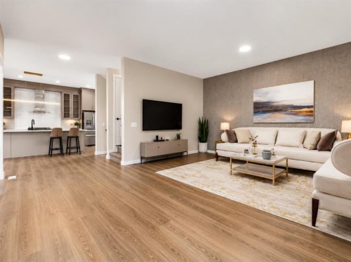 6110 Bowwood Drive Nw, Calgary, AB - Indoor Photo Showing Living Room