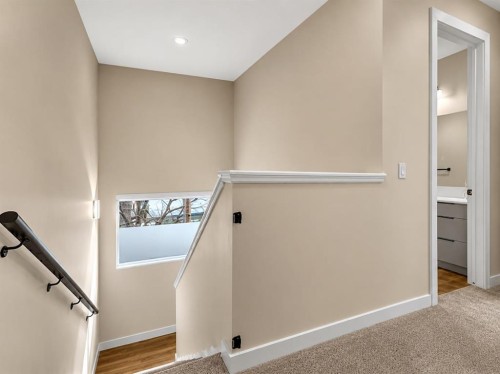 6110 Bowwood Drive Nw, Calgary, AB - Indoor Photo Showing Other Room