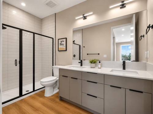6110 Bowwood Drive Nw, Calgary, AB - Indoor Photo Showing Bathroom