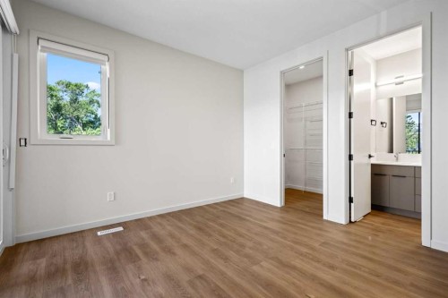 6110 Bowwood Drive Nw, Calgary, AB - Indoor Photo Showing Other Room