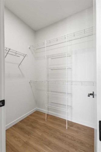 6110 Bowwood Drive Nw, Calgary, AB - Indoor With Storage