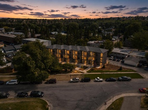 6110 Bowwood Drive Nw, Calgary, AB - Outdoor With View