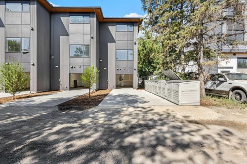 6110 Bowwood Drive Nw, Calgary, AB - Outdoor