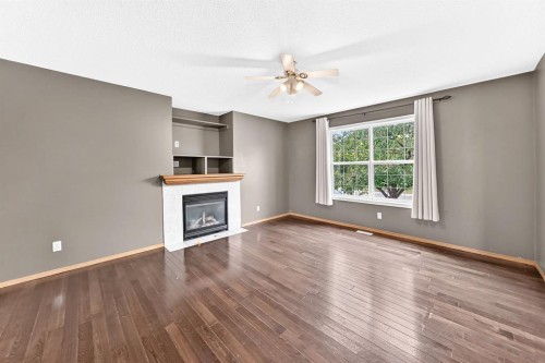 15 Coventry Link Ne, Calgary, AB 