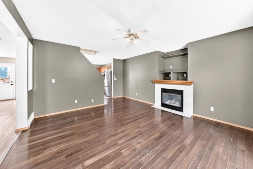 15 Coventry Link Ne, Calgary, AB 