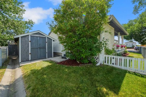 169 Erin Woods Circle Se, Calgary, AB - Outdoor