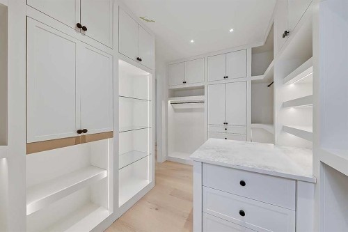 623 18 Avenue Nw, Calgary, AB - Indoor