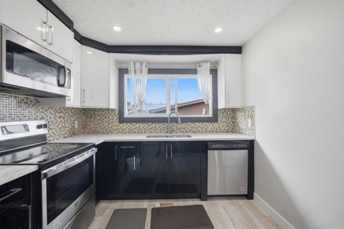 731 Maryvale Way Ne, Calgary, AB - Indoor Photo Showing Kitchen