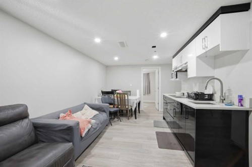 731 Maryvale Way Ne, Calgary, AB - Indoor