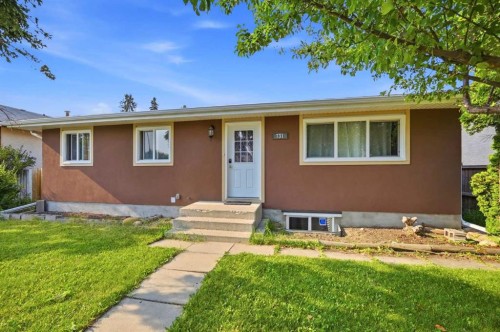 731 Maryvale Way Ne, Calgary, AB - Outdoor