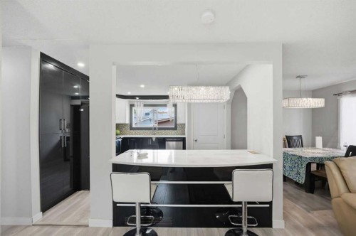 731 Maryvale Way Ne, Calgary, AB - Indoor