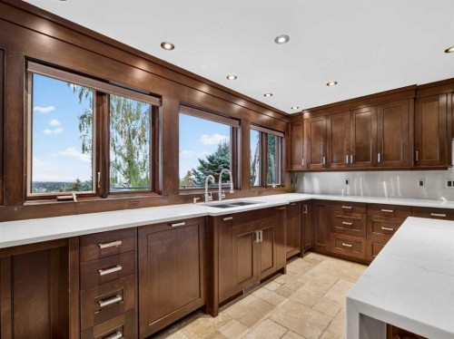 2724 Signal Ridge View Sw, Calgary, AB - Indoor Photo Showing Kitchen With Double Sink