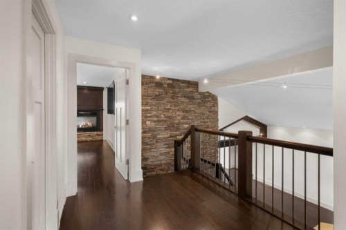 2724 Signal Ridge View Sw, Calgary, AB - Indoor Photo Showing Other Room