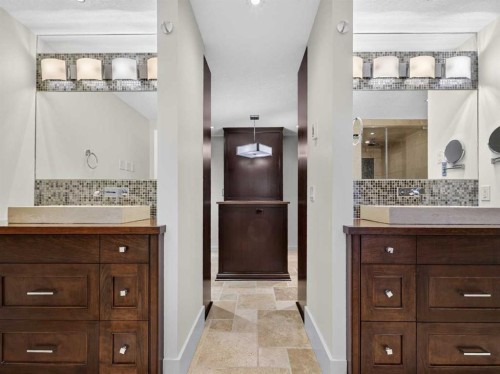 2724 Signal Ridge View Sw, Calgary, AB - Indoor Photo Showing Bathroom
