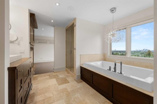 2724 Signal Ridge View Sw, Calgary, AB - Indoor Photo Showing Bathroom