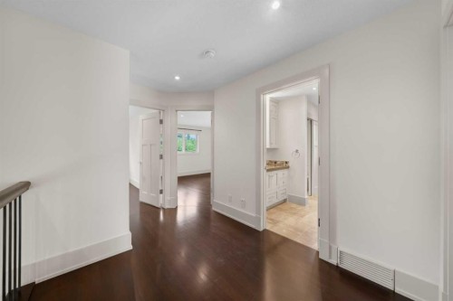 2724 Signal Ridge View Sw, Calgary, AB - Indoor Photo Showing Other Room
