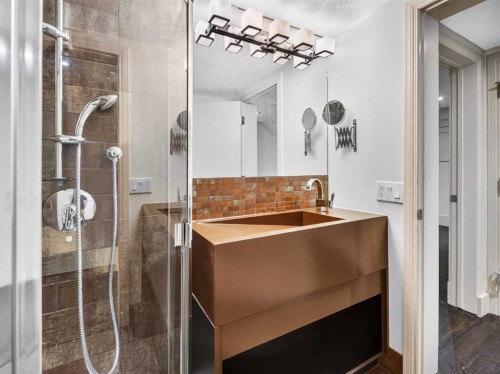 2724 Signal Ridge View Sw, Calgary, AB - Indoor Photo Showing Bathroom
