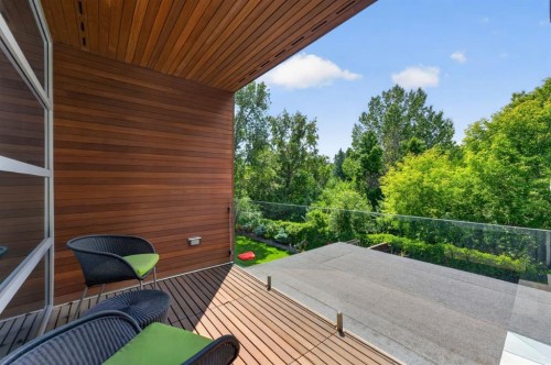 31 Windsor Crescent Sw, Calgary, AB - Outdoor With Deck Patio Veranda With Exterior