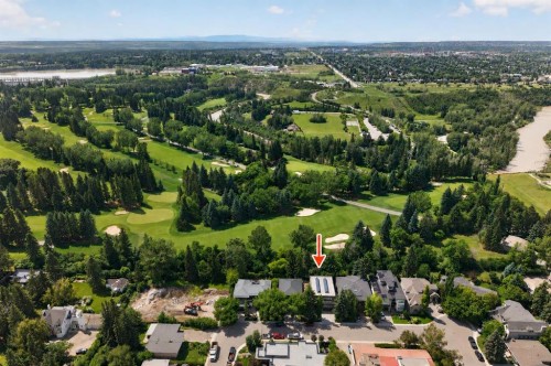 31 Windsor Crescent Sw, Calgary, AB - Outdoor With View