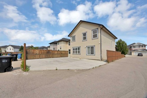 283 Taralake Landing Ne, Calgary, AB - Outdoor