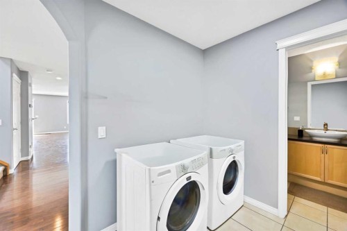 283 Taralake Landing Ne, Calgary, AB - Indoor Photo Showing Laundry Room