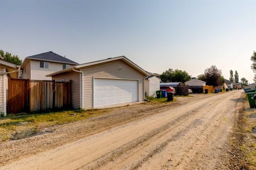 152 Covewood Green Ne, Calgary, AB - Outdoor With Exterior