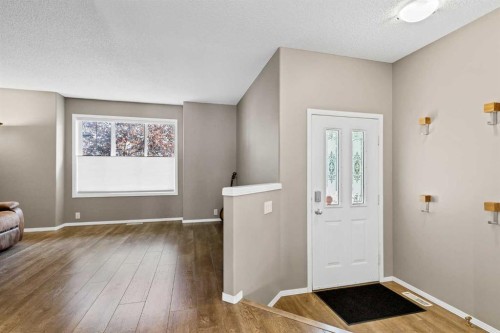 152 Covewood Green Ne, Calgary, AB - Indoor Photo Showing Other Room