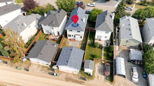 152 Covewood Green Ne, Calgary, AB - Outdoor